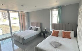 Luxury Private Room In Central London